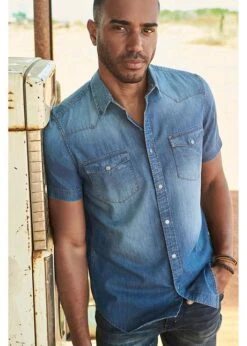 Chemise Manches Courtes En Jean, Slim Fit 15 Chemise Manches Courtes En Jean, Slim Fit -Rainbow Verkoopwinkel 19054559 pAg0vMqo